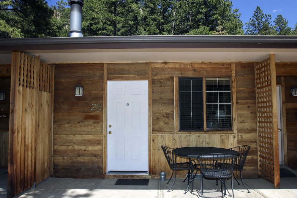 Timber Creek Chalets: 2b 1 Bedroom Chalet - Property Image 8
