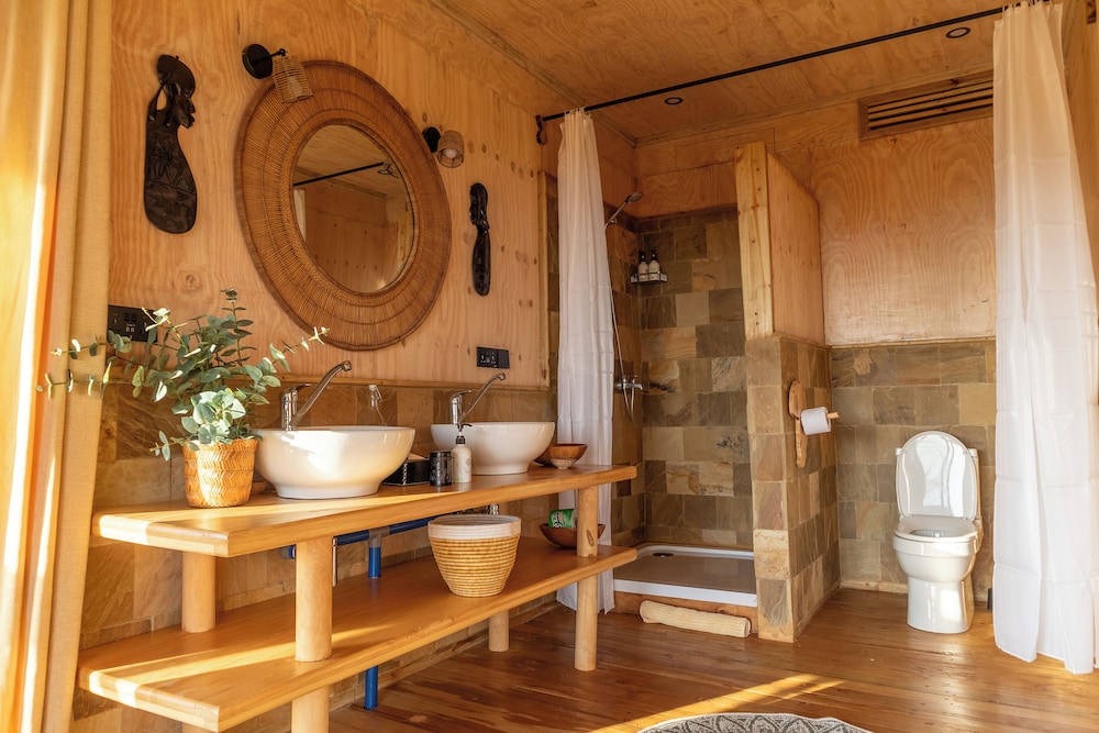 Rhotia Valley Tented Lodge