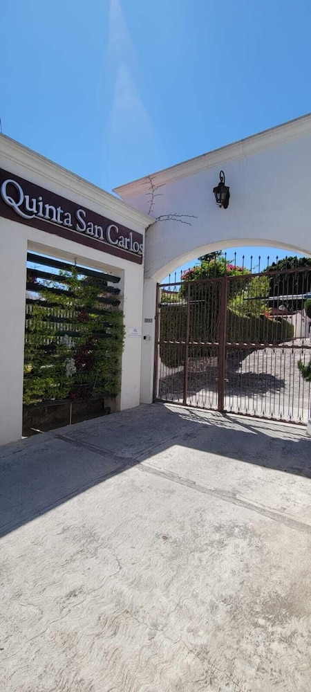 Hotel Quinta San Carlos - Image 1