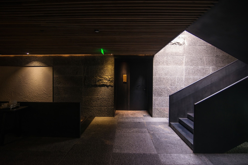 Yakamoz Erhai Hotel