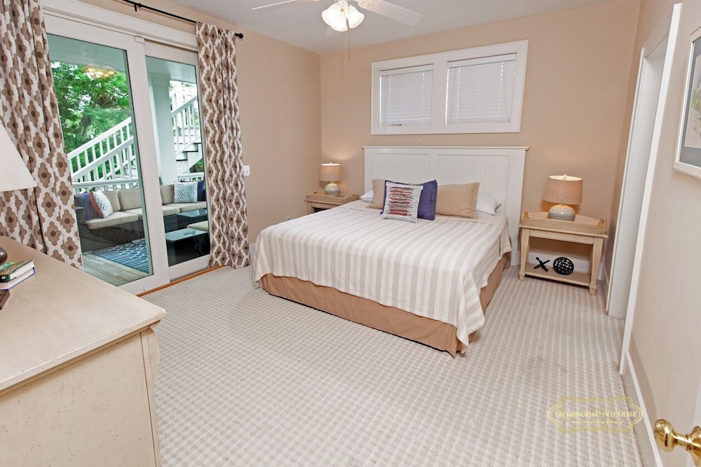 Lachicotte Vacation Rentals