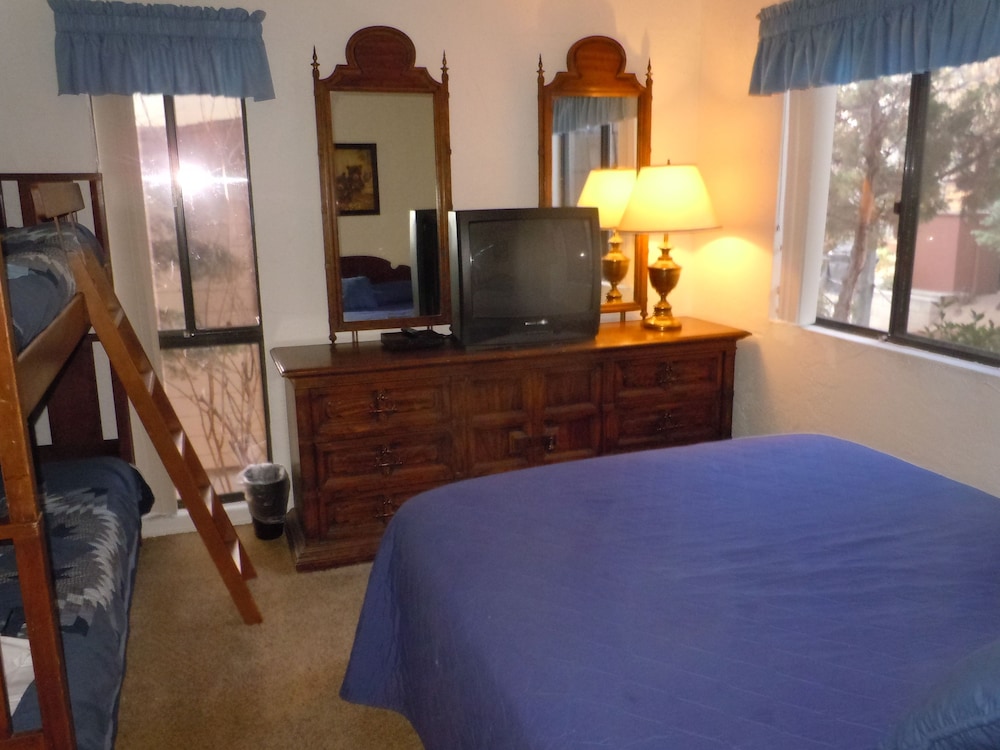 Snow Summit Townhouse Rentals & Sales