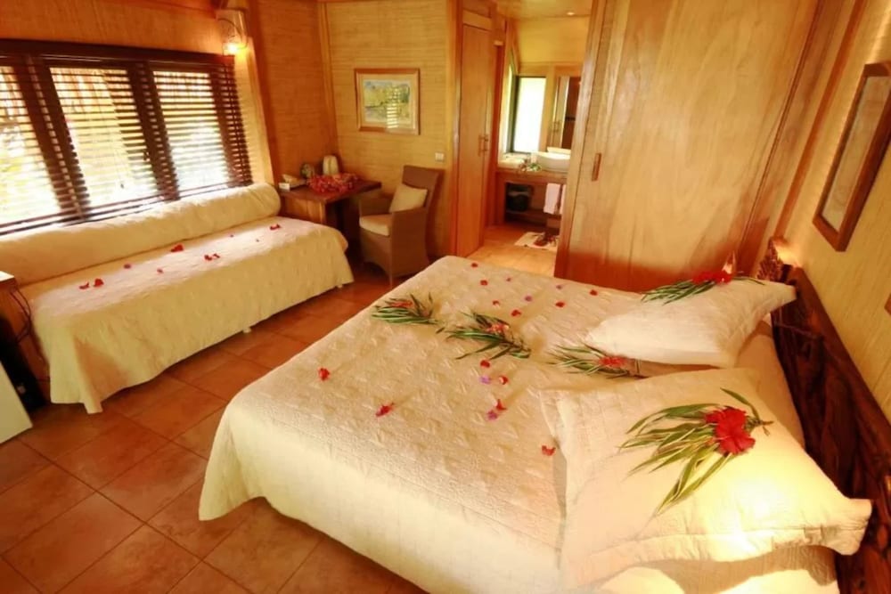 Hotel Le Mahana Huahine view 3