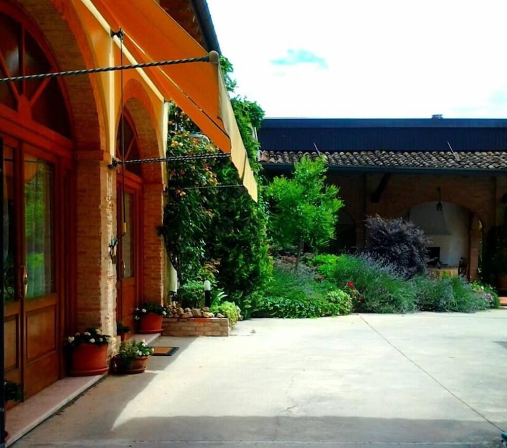 Photo 46