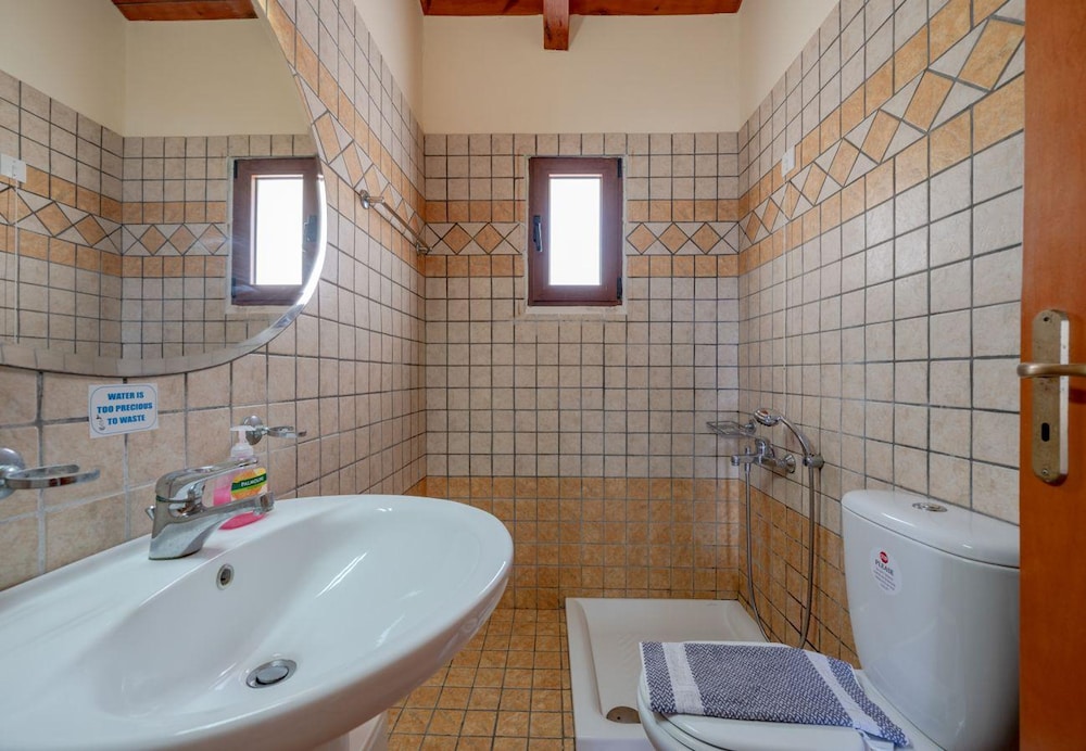 Teacher Cottage in Agia Triada