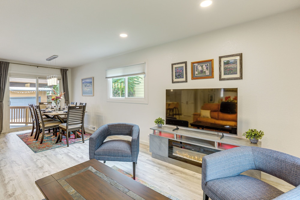 Modern Wheat Ridge Home ~ 5 Mi to Dtwn Denver
