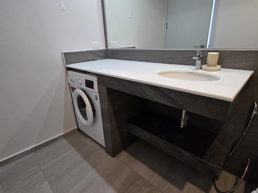 Coastal Comfort 2 Bed T2-617