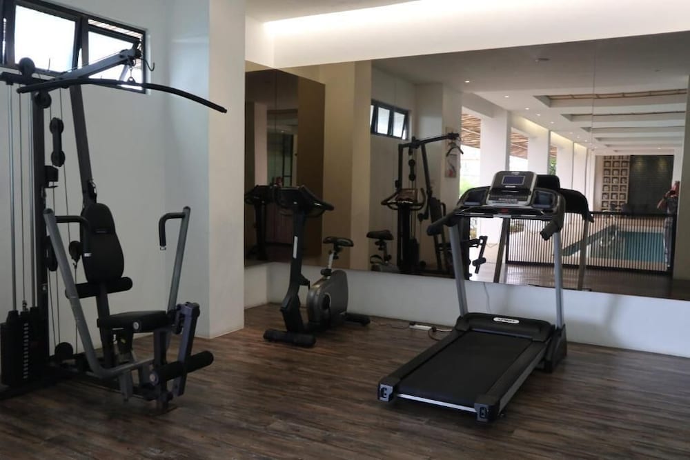 Zen66 Roxy Serviced Apartment