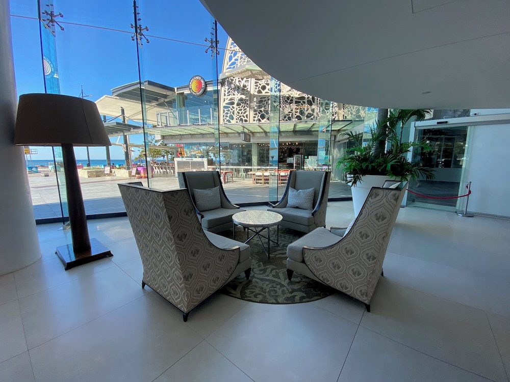 Beachfront City Oasis Soul 905