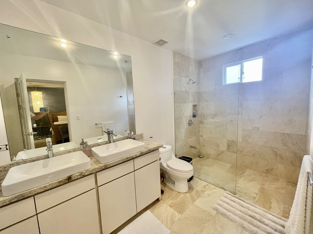 Ocean View Beach House with Pool - Hermosa Palms 44