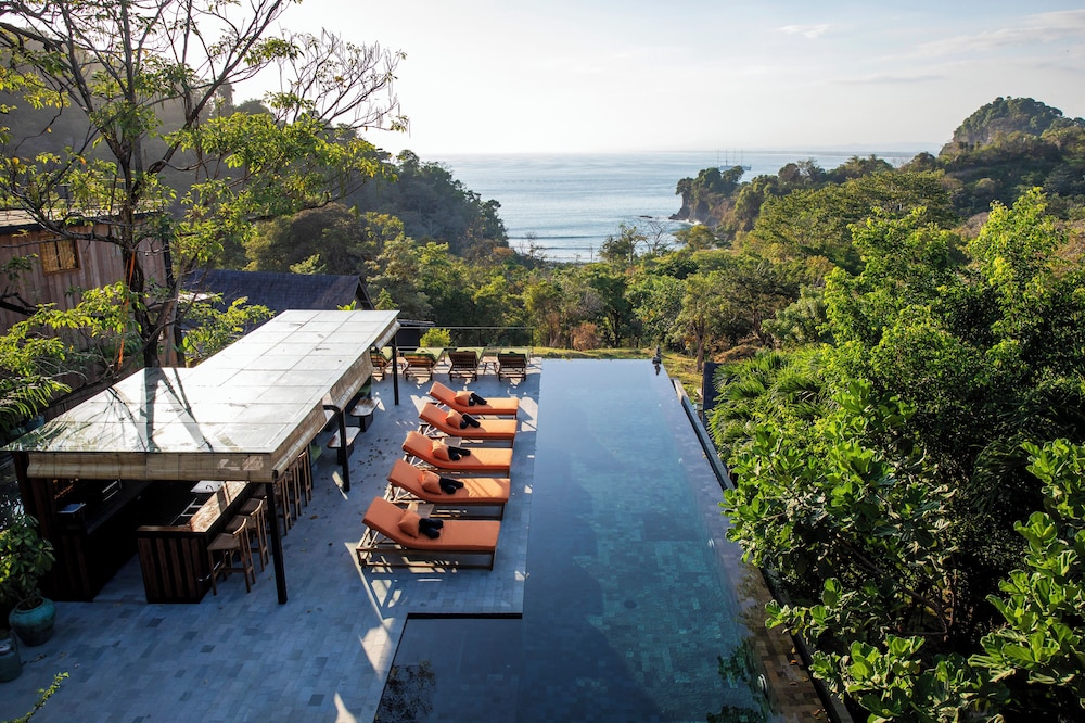 Sumba Lodge