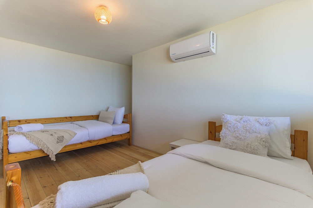 Sea Lofts-Kfar Abida Oceanfront Retreats