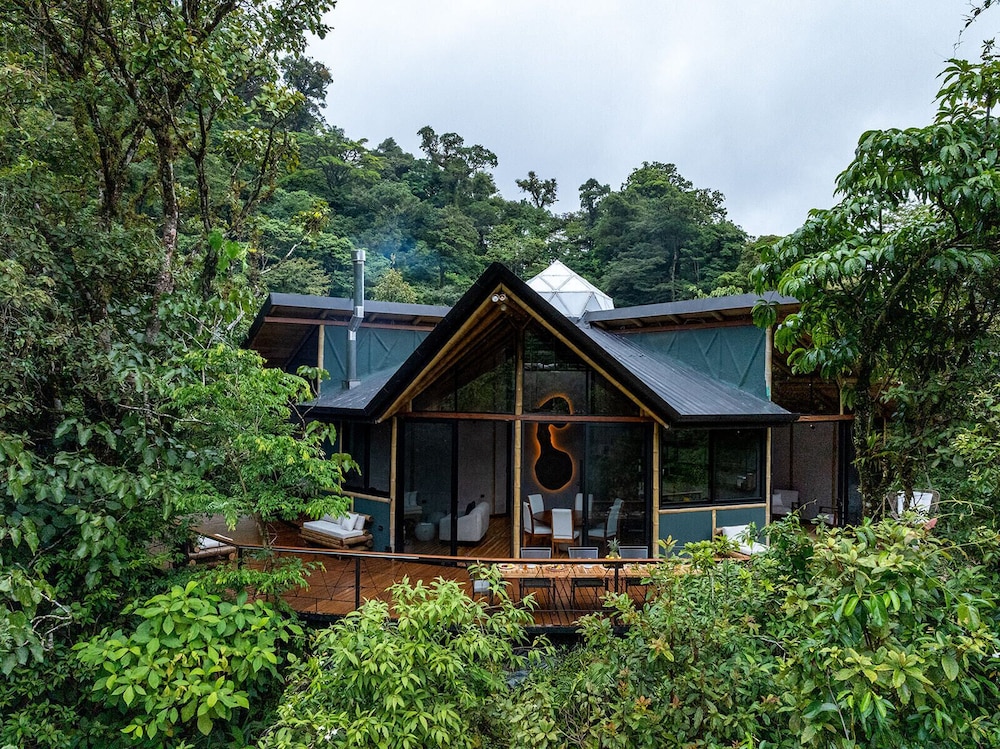 El Tigre Hideaway
