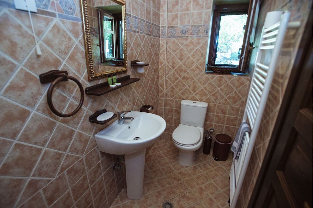 Photo 32