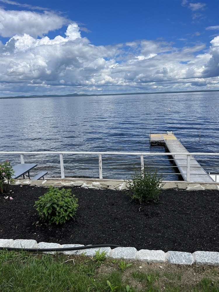 Grandview Lakefront Limit 9 4 Bedroom Home