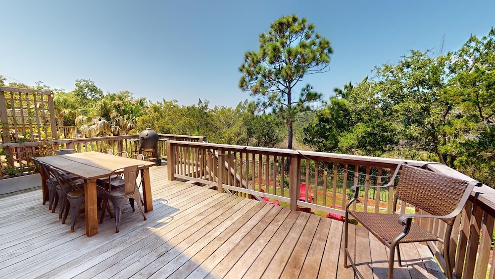Bulldawg Beach Bunker Tybee Vacation Rentals