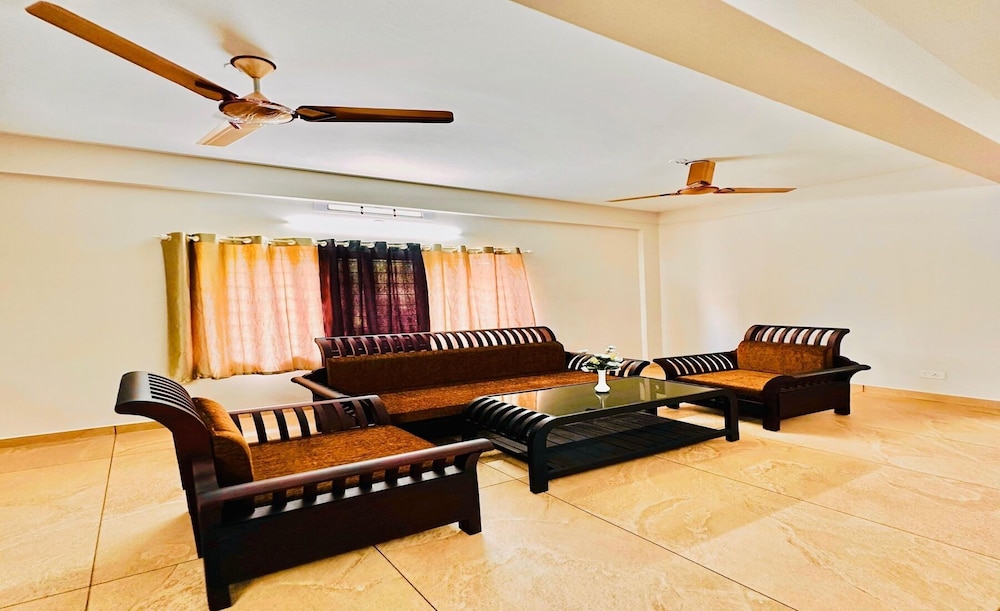 Malabar Apartments
