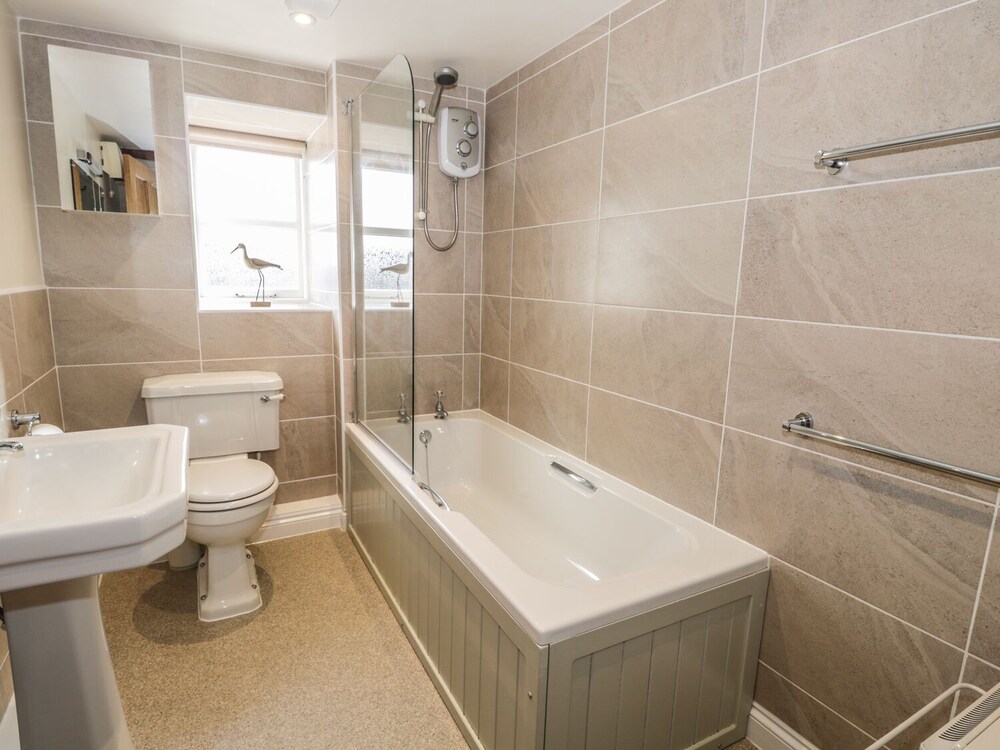 Penrith Vacations - Dairy Cottage - Property Image 13