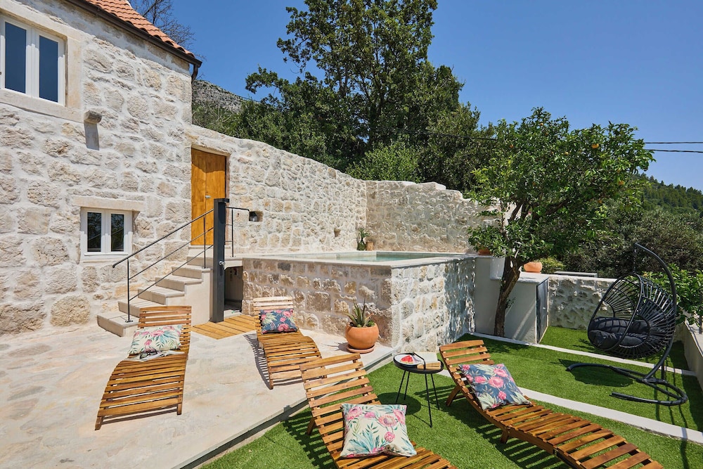 Villa Hedera XVI