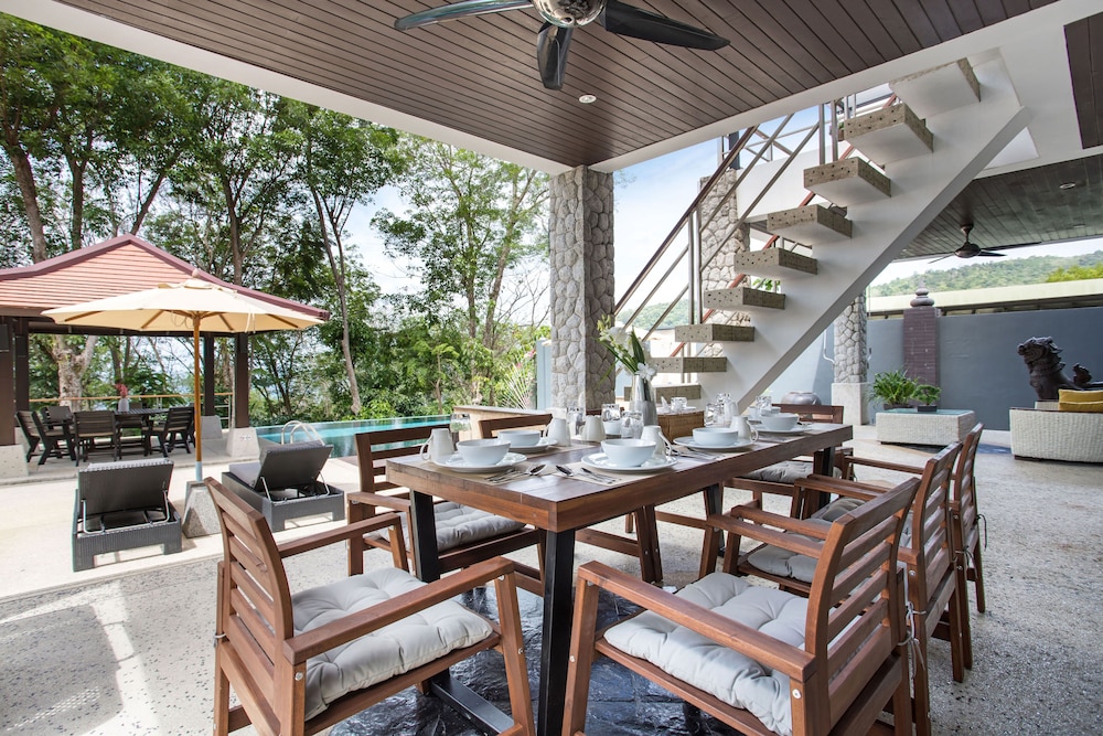 Grand Ocean View 5BR Pool Villa Kalim 5 view 3