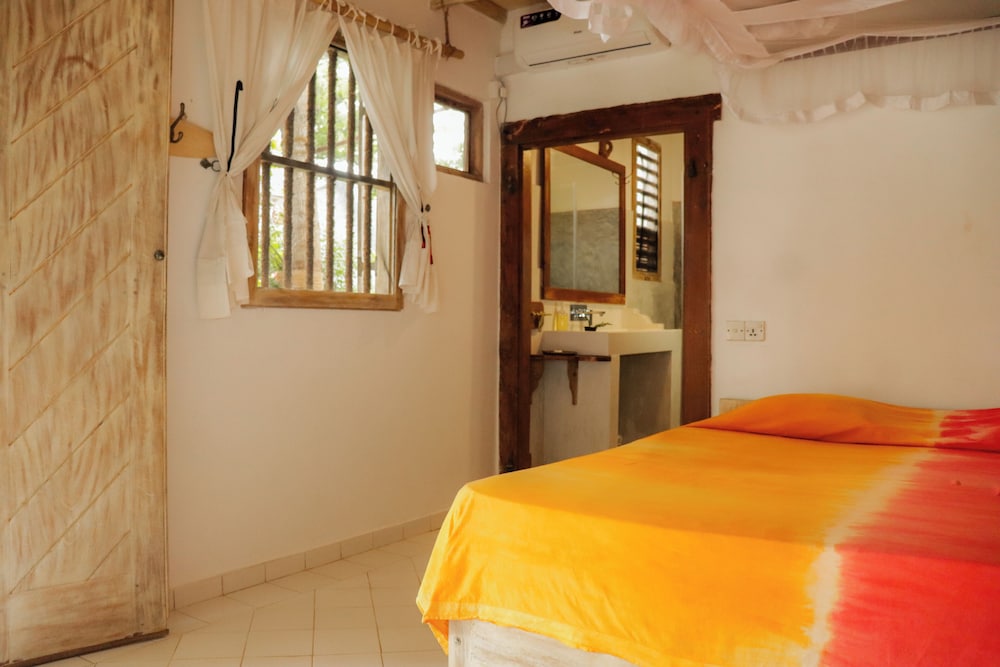 Deep Blue Sea Rental Villa