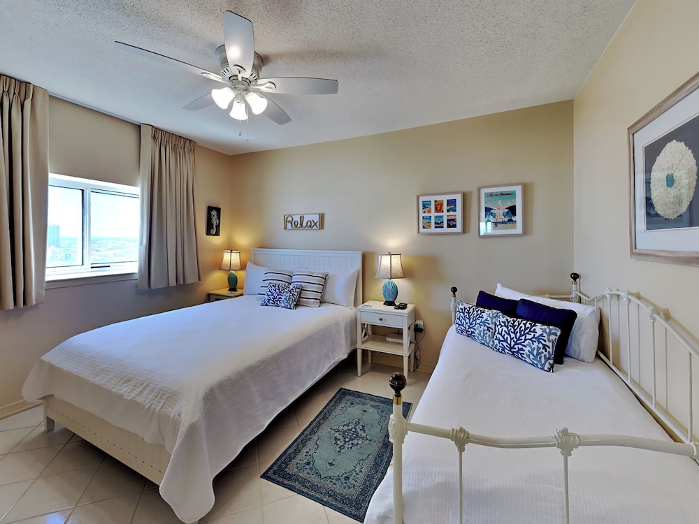Emerald Isle #1108 by Southern Vacation Rentals