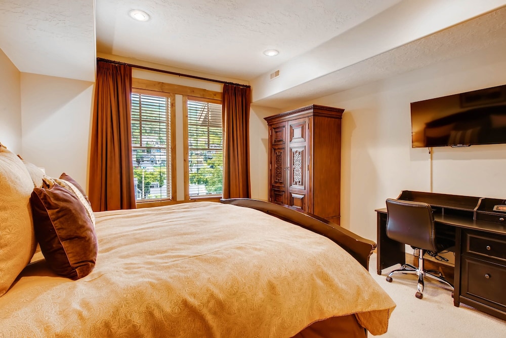 Park City Ski Resort - Town Pointe Condos