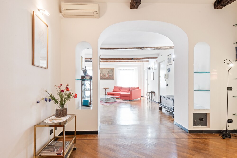 Porto Antico Exclusive Flat with parking view 3