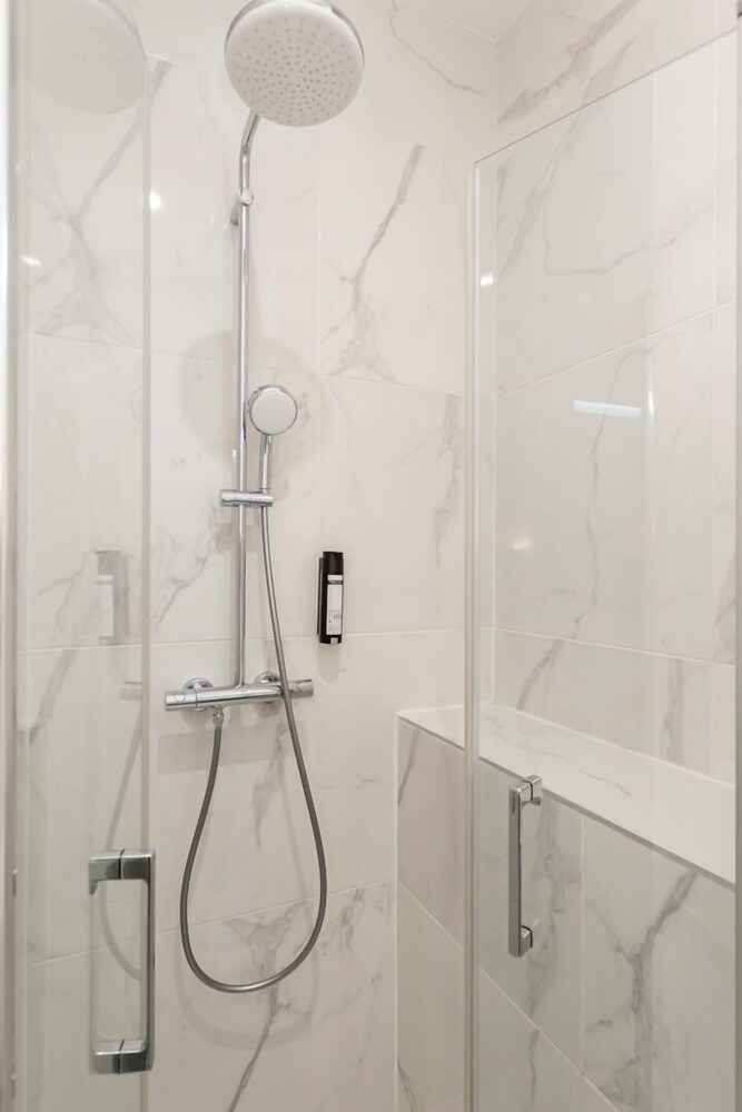 Reva Suites
