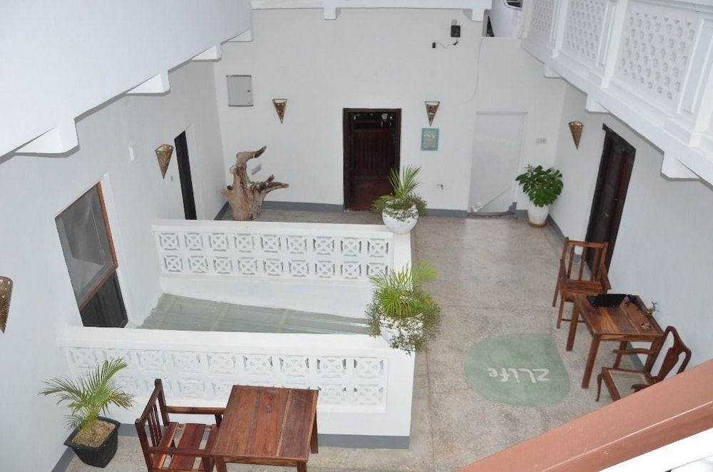 Zanzibar Hostel