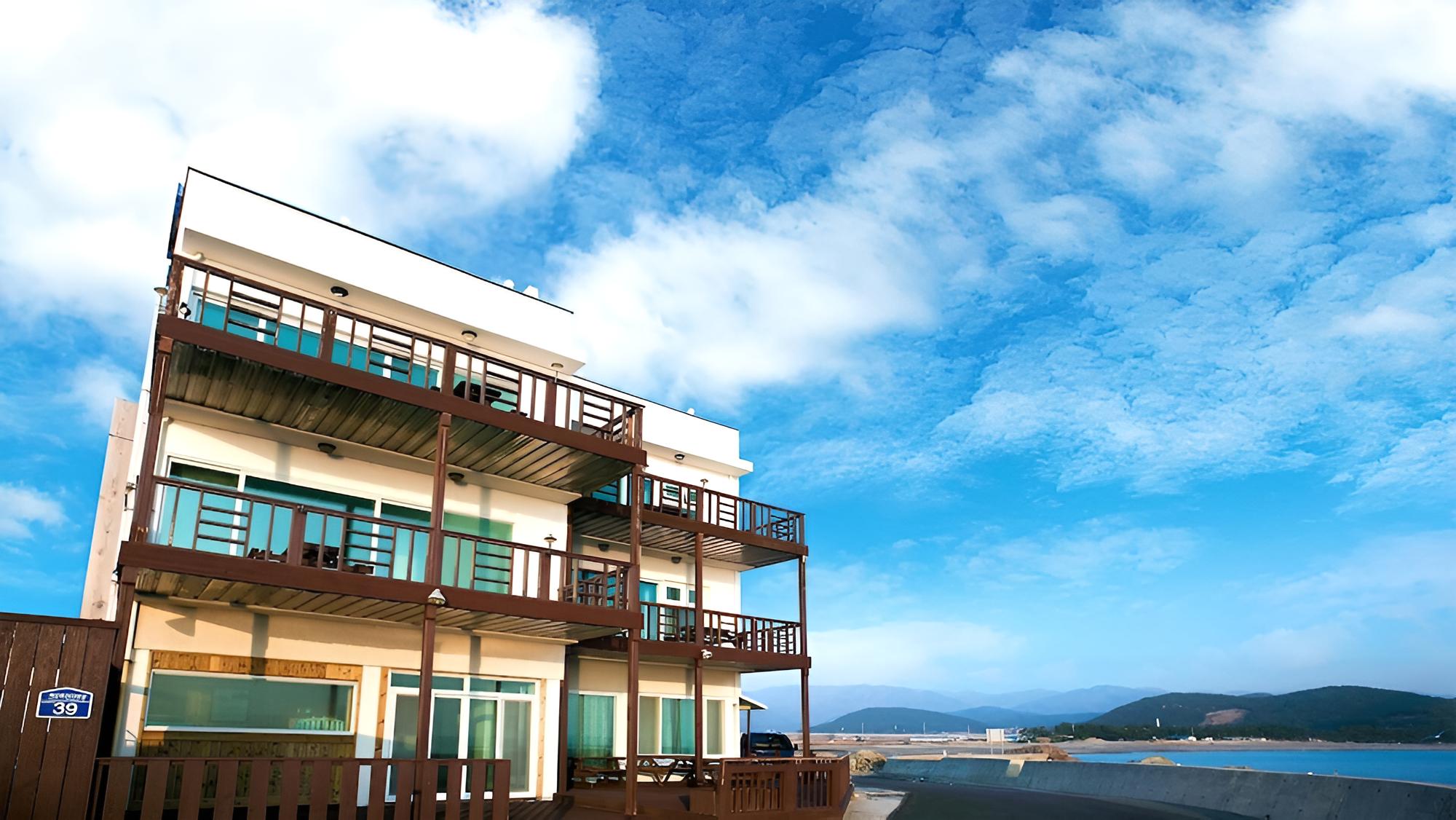 Pohang Sea Sure Pension view 3