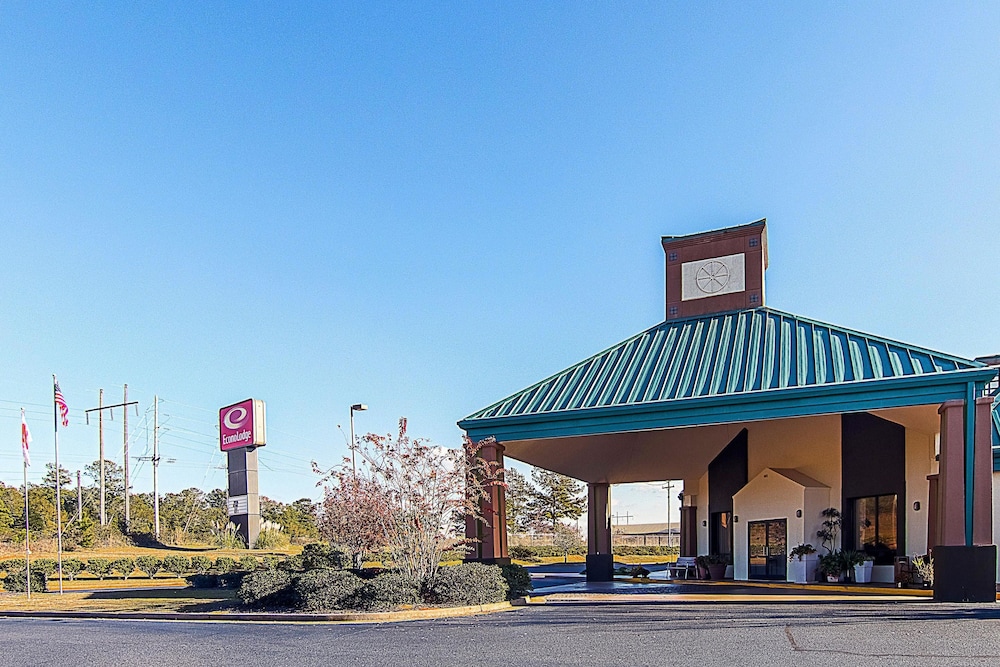 Americus Vacations - Econo Lodge - Property Image 15