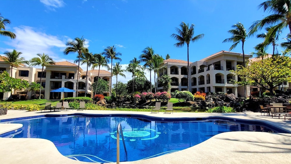 Newly Renovated - Gorgeous Condo & Location - Vrkcv