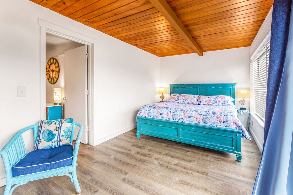 Waters Edge Condo in Ocean Shores