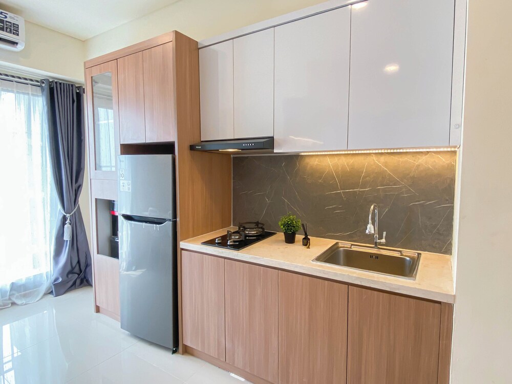 Best Living 2Br At Meikarta Apartment