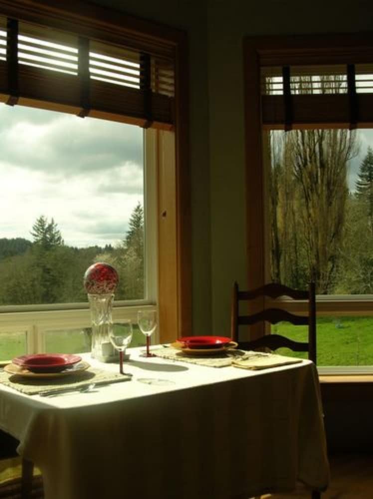 Lucky Mud Inn and Disc Golf Resort