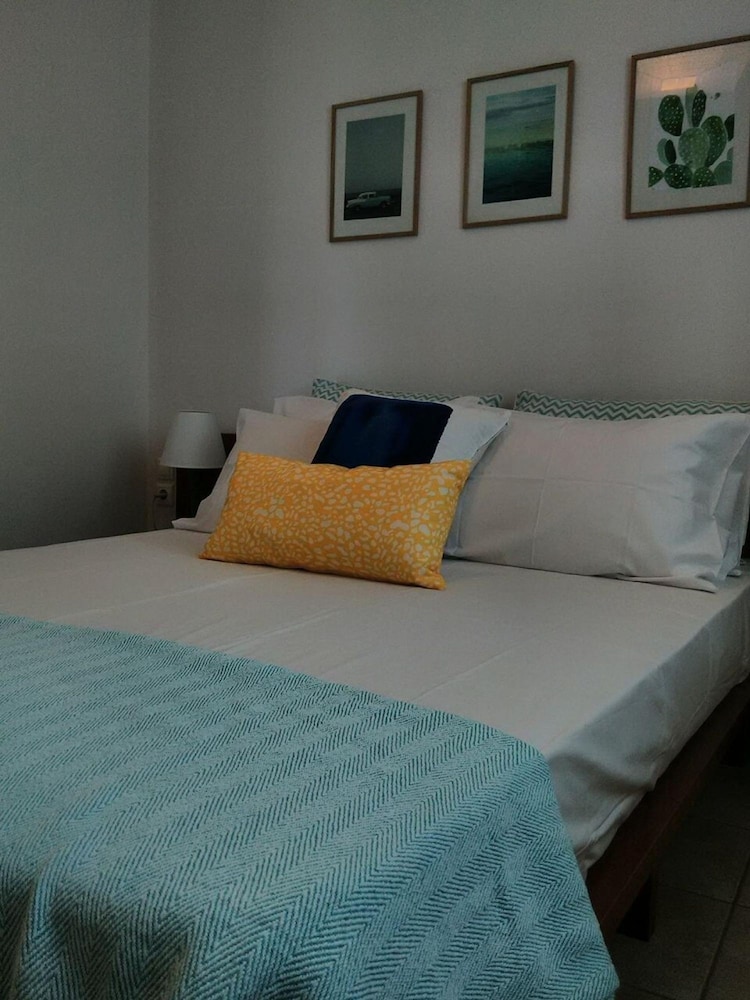 Orsiida Seaside Cottage K Gatzea