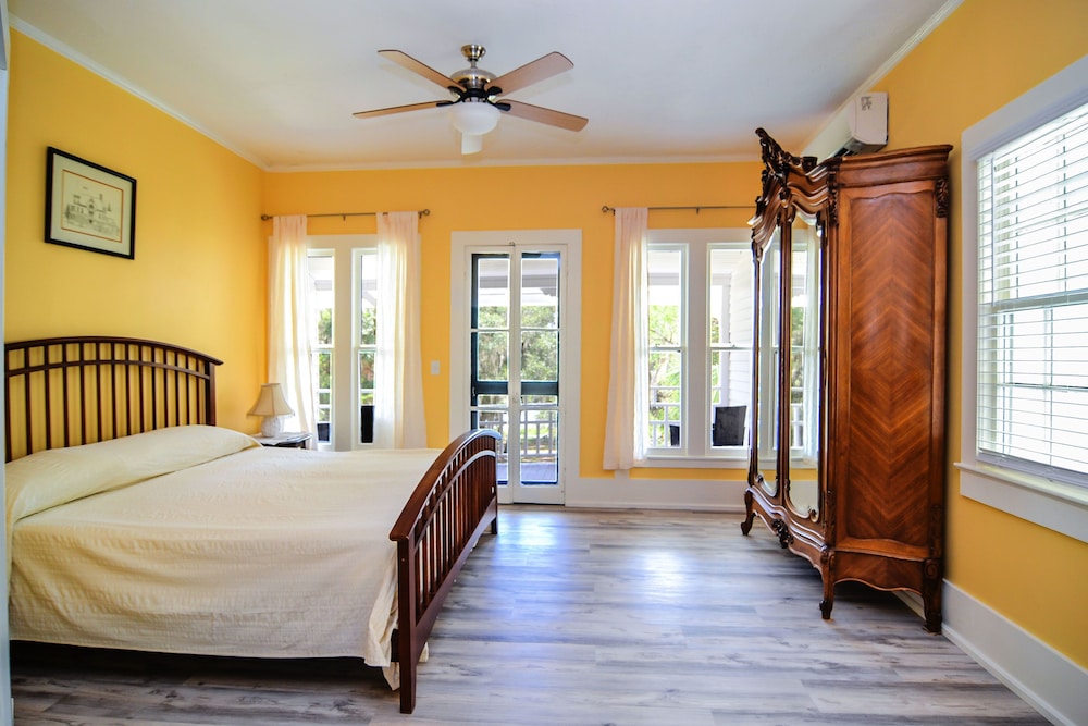Blue Sky Manor view 3