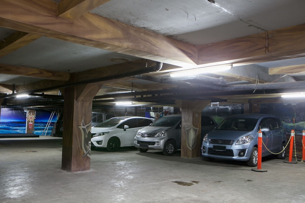 RedDoorz Plus @ Erlich Pasir Kaliki