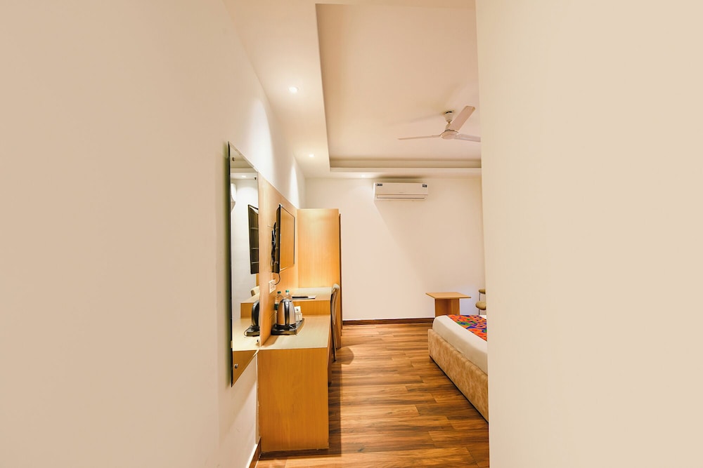 Fabhotel The Prime Land