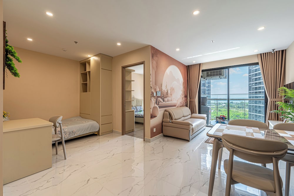 LA Nest 1BR River View Near Vincom