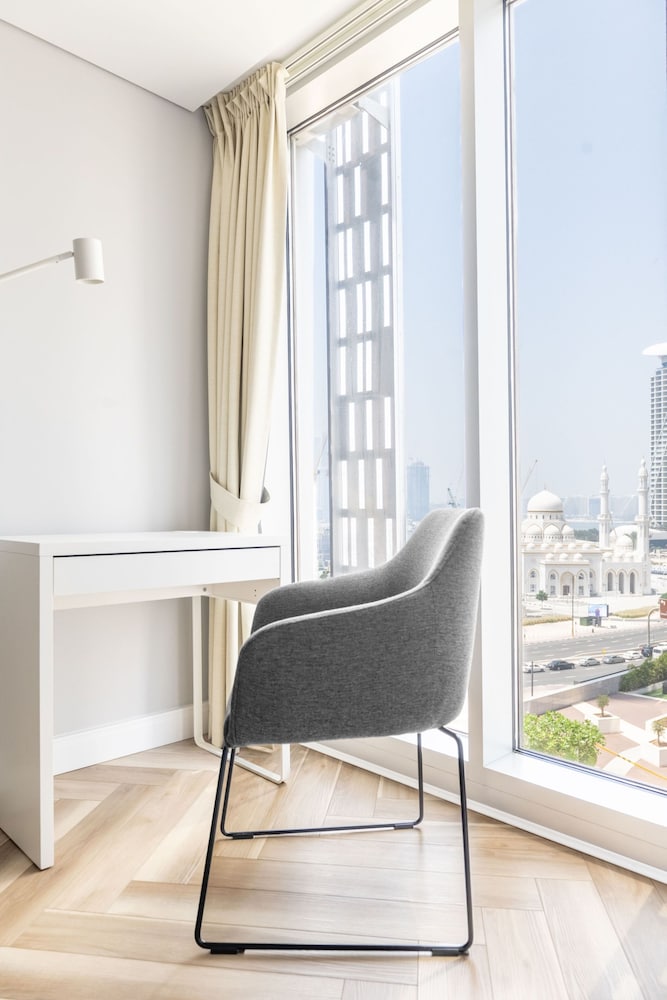 Iconic Marina Stay Cayan Tower 2BR