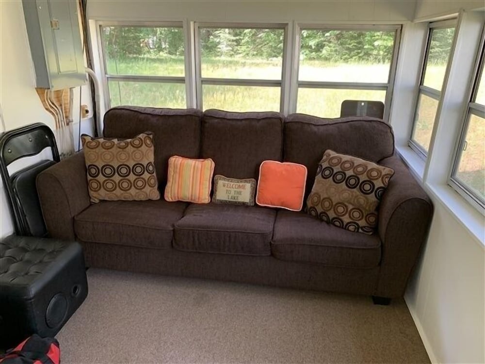 289 Siddon Lake 3 Bedroom Cottage