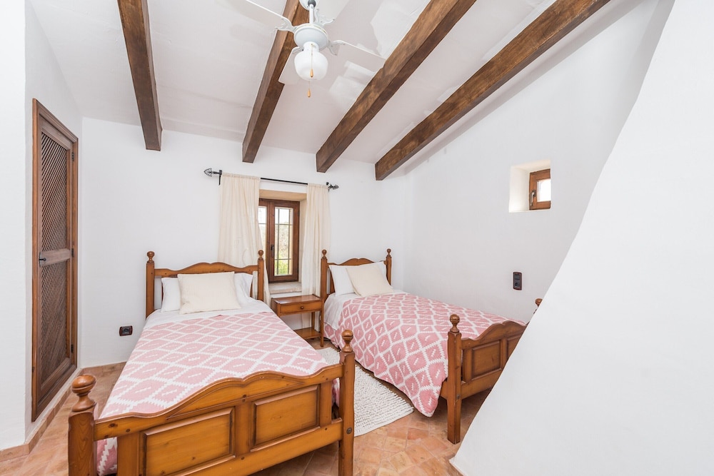 Ses Planes - Villa With Private Pool In Buger