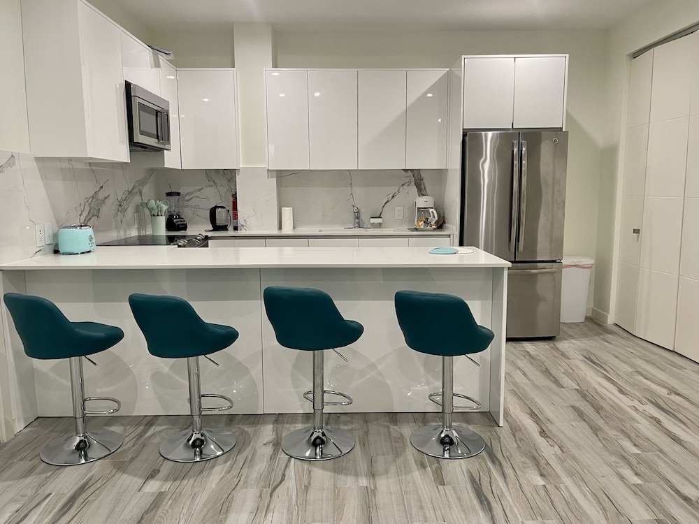 The Cove - Condo Hotel - Perfect Location