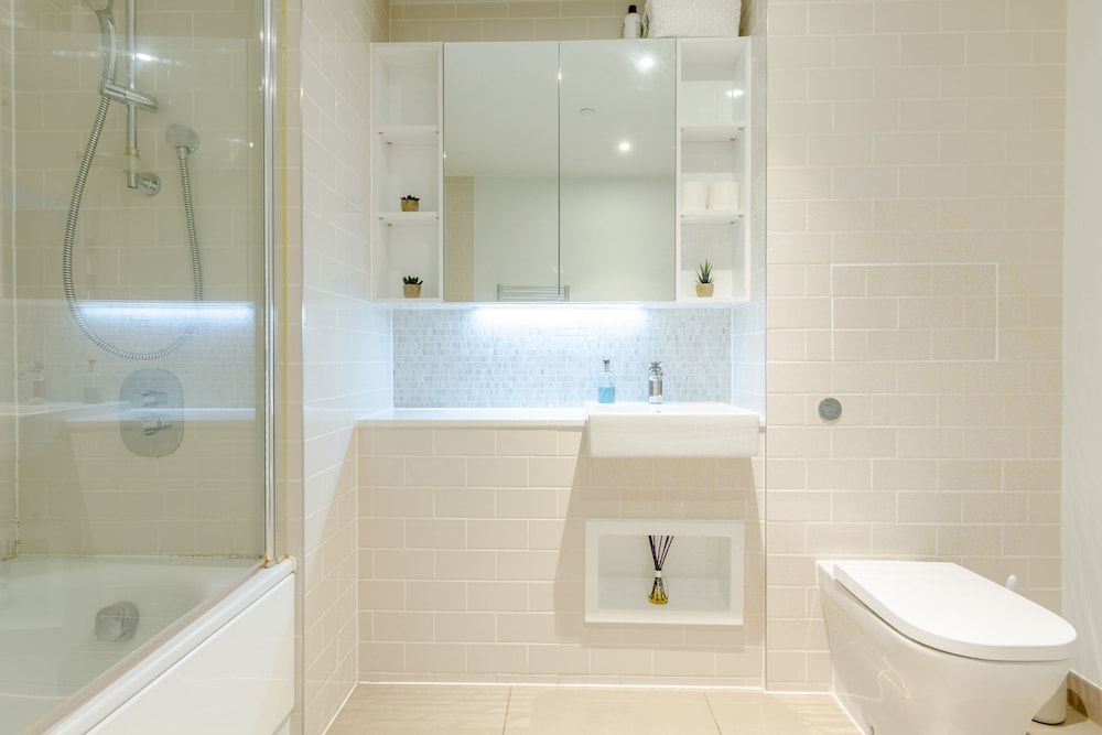Bright Flat in Elephant & Castle