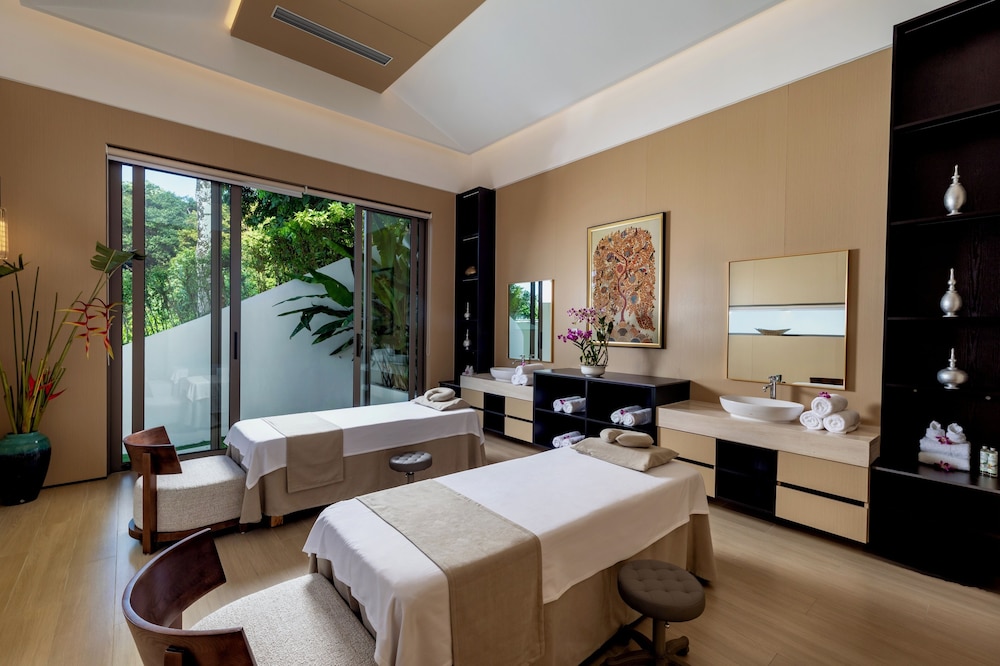 The Aquila Villa