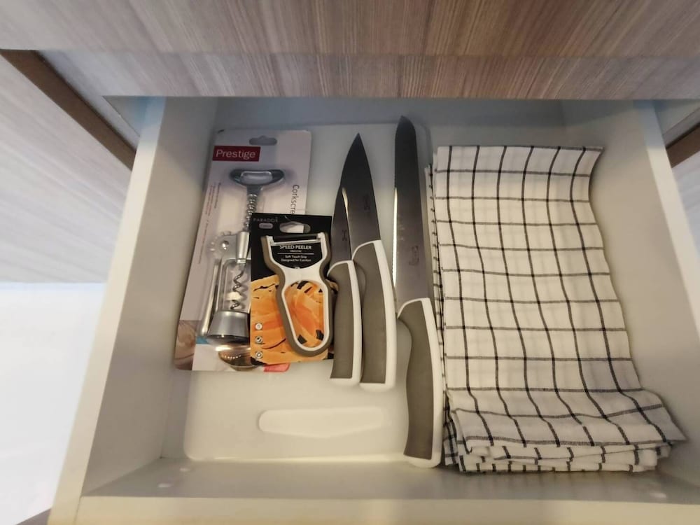 Luxury Large One Bedroom Seaview Serviced Apartment at Wongamat, Pattaya