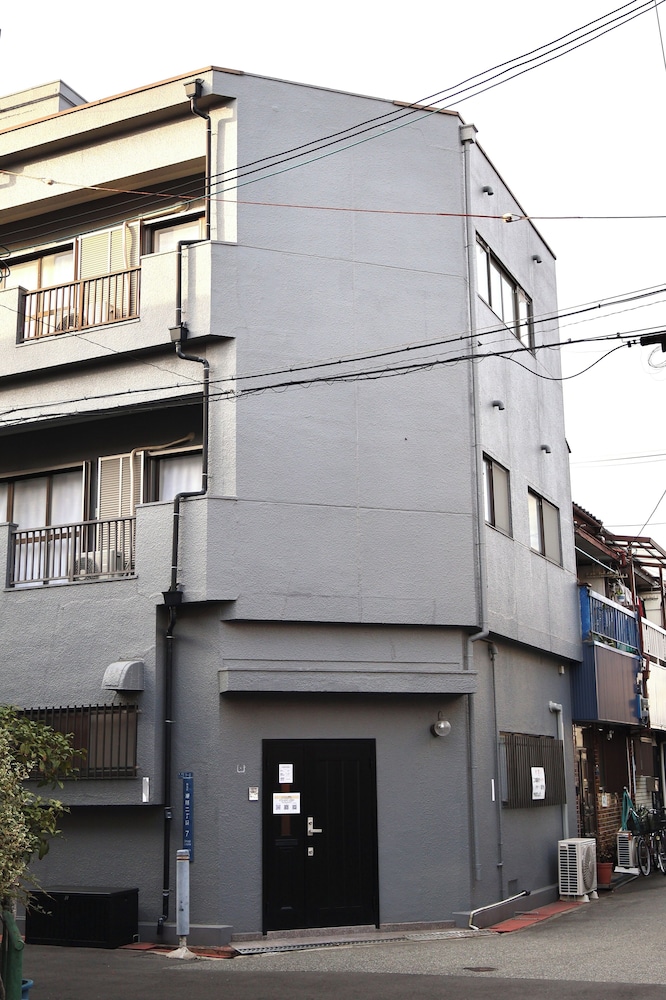 Osaka Maple Court