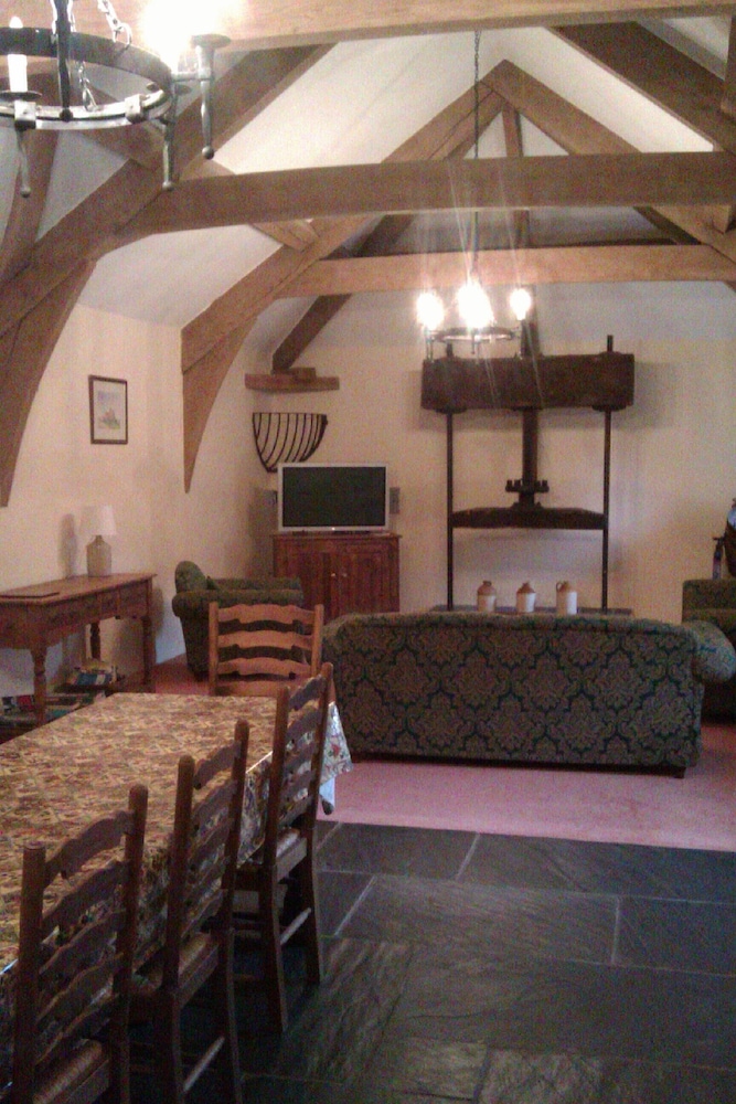 Blackmore Farm